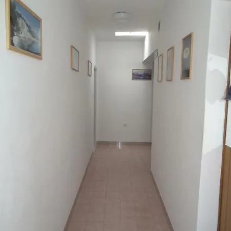 Apartment Apartman Raos